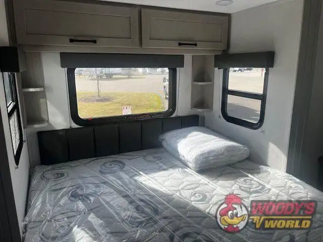 2025 GRAND DESIGN MOMENTUM G-CLASS 31G in Travel Trailers & Campers in Red Deer - Image 23