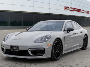2022 Porsche Panamera 4