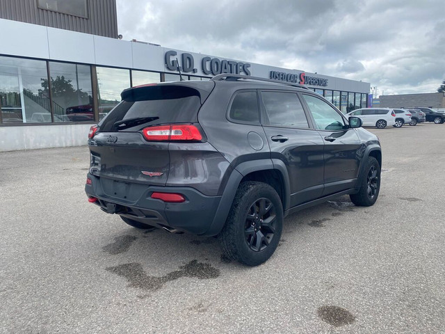 2016 Jeep Cherokee Trailhawk 4x4 ~Nav ~Camera ~Leather ~Pano Moo in Cars & Trucks in Barrie - Image 4