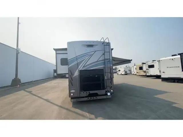 2023 Thor Motor Coach Aria 3401 in RVs & Motorhomes in Abbotsford - Image 4
