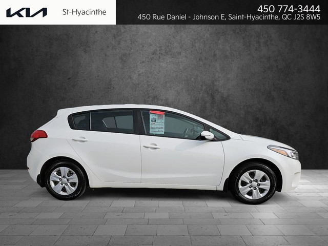 KIA Forte 5 LX+ ** ANDROID AUTO / SIÈGES CHAUFFANTS in Cars & Trucks in Saint-Hyacinthe - Image 4