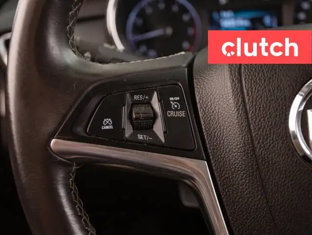 2018 Buick Encore Preferred AWD w/ Apple CarPlay & Android Auto, in Cars & Trucks in City of Toronto - Image 25