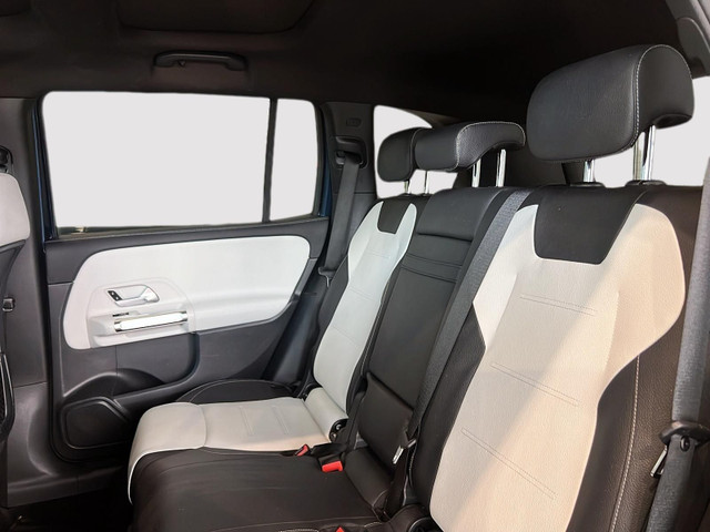 2021 Mercedes-Benz GLB250 4MATIC SUV Extended warranty! Highly e in Cars & Trucks in Calgary - Image 4