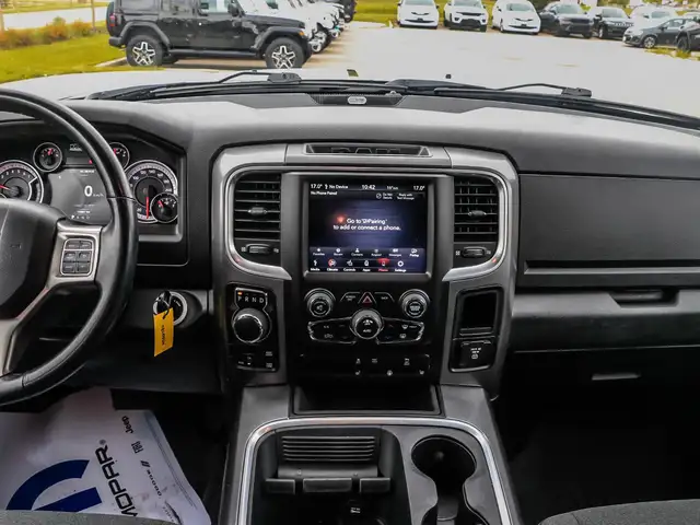 2021 RAM 1500 Classic SLT Warlock | GPS | Park Senses | Back-... in Cars & Trucks in London - Image 8