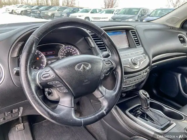 2017 INFINITI QX60 AWD | One Owner Carfax | dans Autos et camions dans Ville d’Edmonton - Image 15