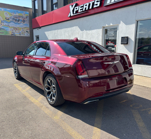 2018 Chrysler 300 300S RWD in Cars & Trucks in Calgary - Image 4