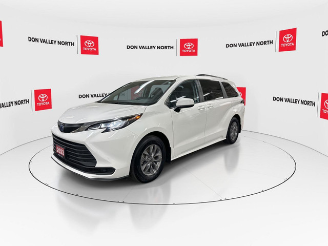 2023 Toyota Sienna LE 8-Passenger CERTIFIED | ACCIDENT FREE |... in Cars & Trucks in City of Toronto - Image 4