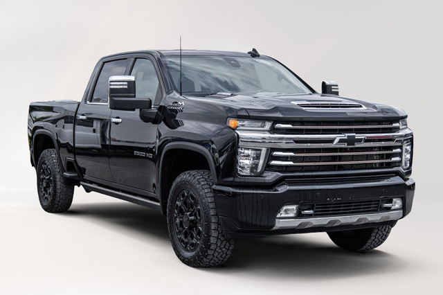 2022 Chevrolet Silverado 2500HD High Country Awd 4X4 Crew Cab /  in Cars & Trucks in City of Montréal - Image 4