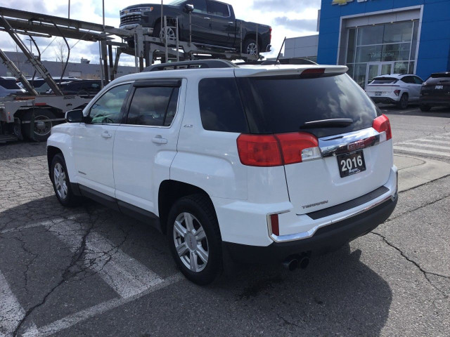 2016 GMC Terrain in Cars & Trucks in Oshawa / Durham Region - Image 3