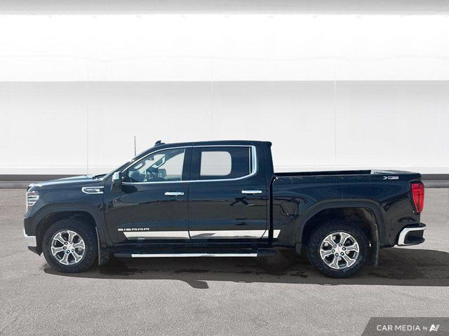 2024 GMC Sierra 1500 SLT 5.3L Crew Cab | Heated Seats | in Cars & Trucks in Winnipeg - Image 3