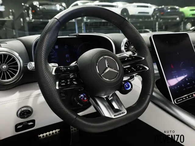 2022 Mercedes-Benz SL-Class AMG SL63 Roadster 577hp Hyper Blue M in Cars & Trucks in Laval / North Shore - Image 20