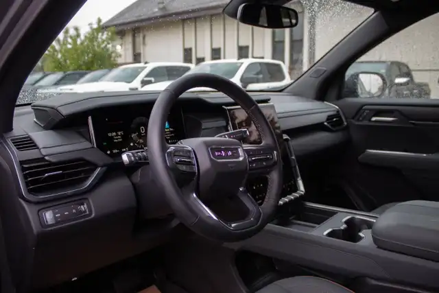 2024 GMC Acadia AT4 AWD * GM CERTIFIED * in Cars & Trucks in Edmonton - Image 10