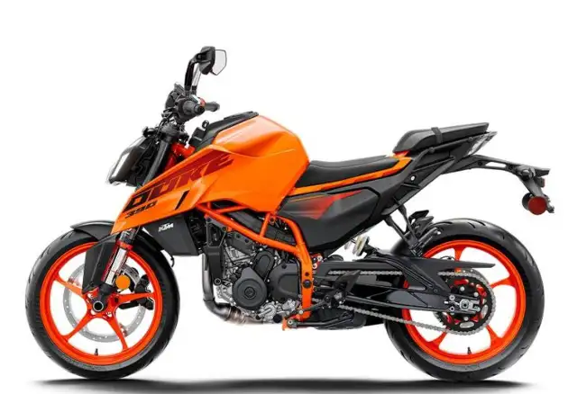 2025 KTM 390 DUKE in Sport Bikes in Laval / North Shore - Image 5