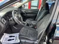 HERE IS A NICE CLEAN ACCIDENT FREE AWD SUV THAT LOOKS AND DRIVES GREAT AND SOLD CERTIFIED COME BY FO... (image 8)