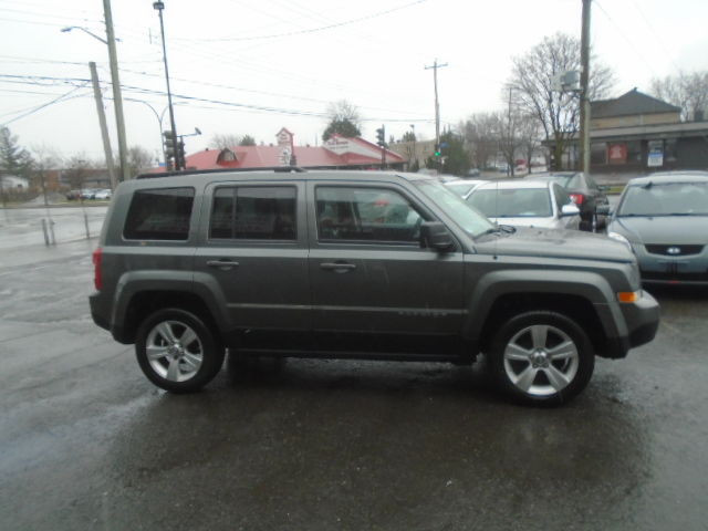JEEP PATRIOT NORTH AWD 2012 **BAS KILO** in Cars & Trucks in Longueuil / South Shore - Image 4