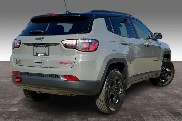 2023 Jeep Compass 4WD TRAILHAWK in Cars & Trucks in Edmonton - Image 14