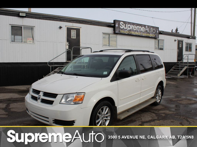 2009 Dodge Grand Caravan Wheel Chair Accessible Ramp in Cars & Trucks in Calgary