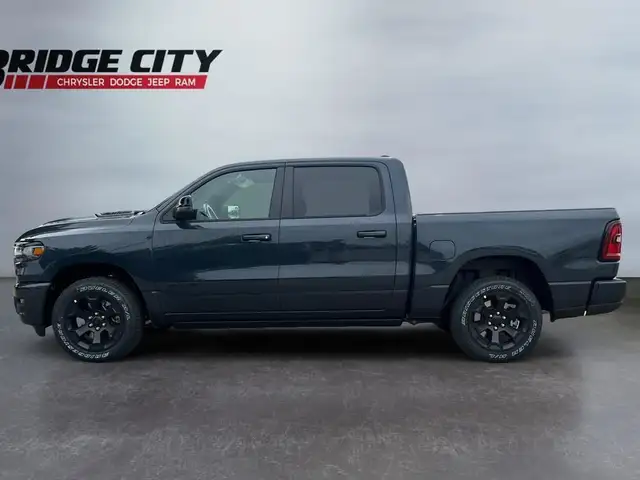 2025 RAM 1500 Sport - Navigation - Apple CarPlay in Cars & Trucks in Lethbridge - Image 3