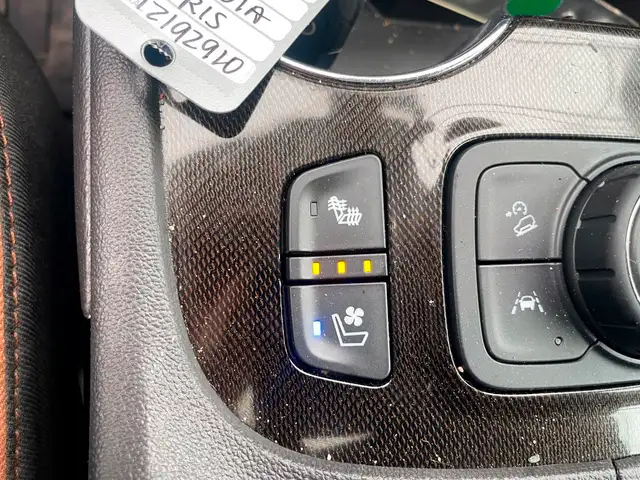2021 GMC Acadia AT4 AWD *TOIT* NAV 6 PLACES CUIR SIÈGES VENT BOS in Cars & Trucks in Laurentides - Image 14