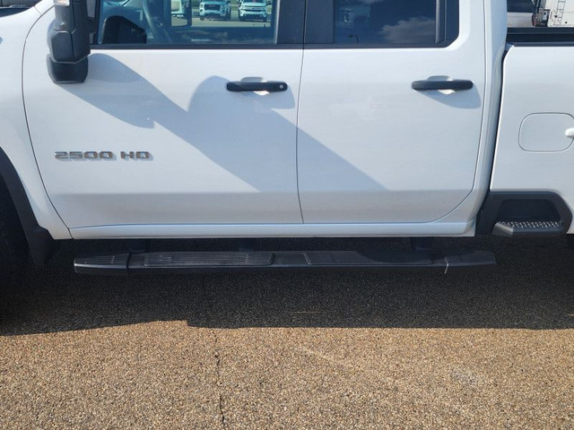 2024 Chevrolet Silverado 2500HD Custom Value Package 6'6 FOOT BO in Cars & Trucks in St. Albert - Image 4
