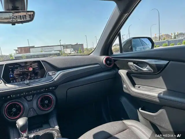 2021 Chevrolet Blazer RS 3.6L AWD | Heated Seats And Steering in Cars & Trucks in Winnipeg - Image 13