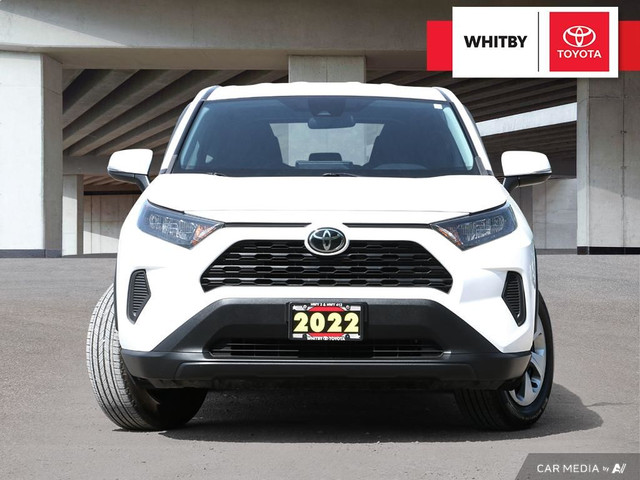 2022 Toyota RAV4 LE AWD 2.5L / Rear Parking Camera in Cars & Trucks in Oshawa / Durham Region - Image 4