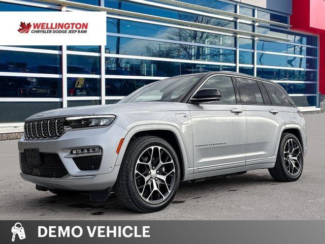 2023 Jeep Grand Cherokee 4xe Summit Reserve | Rear Seat Video in Cars & Trucks in Guelph