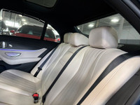 **MONTH-END SPECIAL!** FEATURING : AMG PACKAGE, WOOD TRIMS, MULTICOLOUR AMBIENT LIGHTING, DIGITAL GA... (image 7)