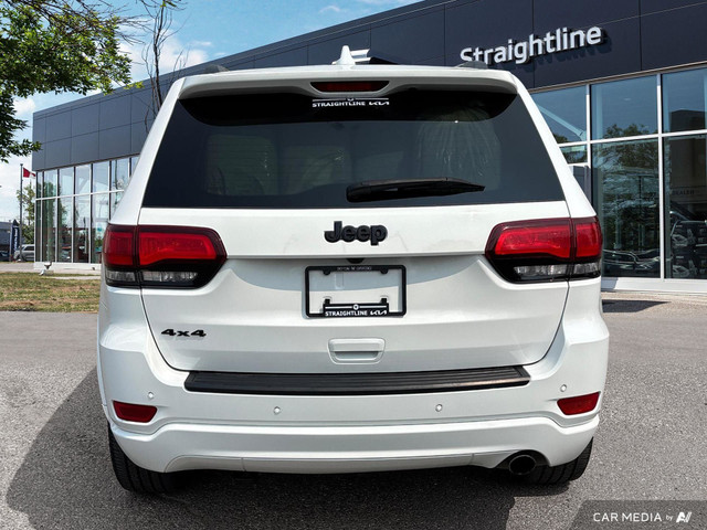 2019 Jeep Grand Cherokee ALTITUDE 2 SETS OF TIRES/RIMS in Cars & Trucks in Calgary - Image 4