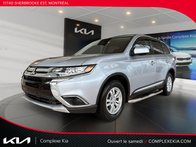 2017 Mitsubishi Outlander ES AWC Cam.Recul S.Chauffants in Cars & Trucks in City of Montréal