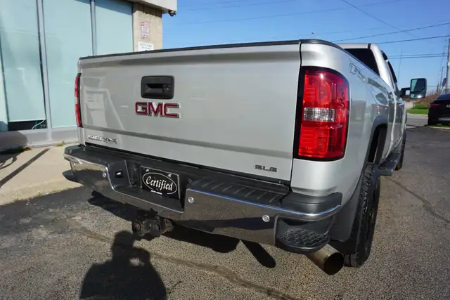 2015 GMC Sierra 2500HD in Cars & Trucks in Oakville / Halton Region - Image 7