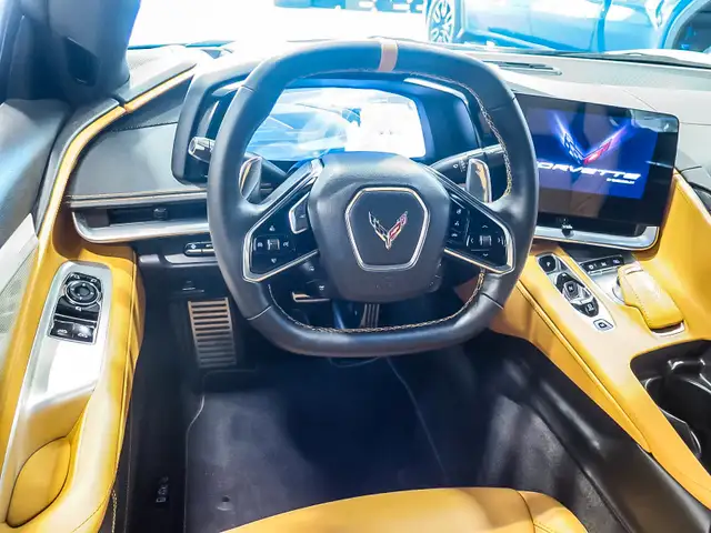 2023 STINGRAY COUPE dans Autos et camions dans Guelph - Image 12