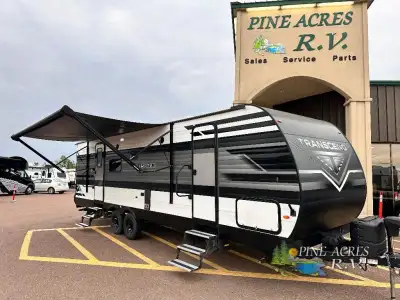 Grand Design Transcend Xplor travel trailer 265BH highlights: Dual Entry Doors Amazing Condition ! V...