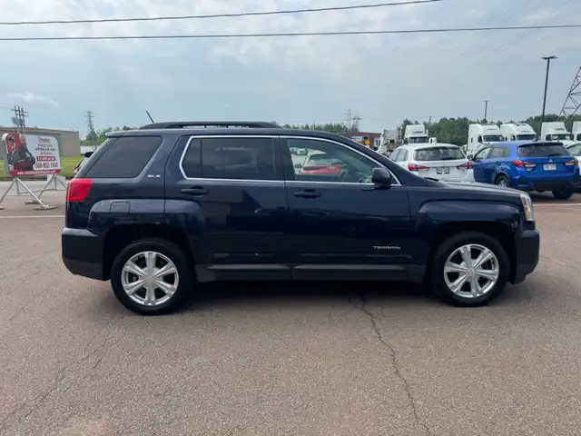 2017 GMC Terrain SLE - A/C - $129 B/W in Cars & Trucks in Moncton - Image 5
