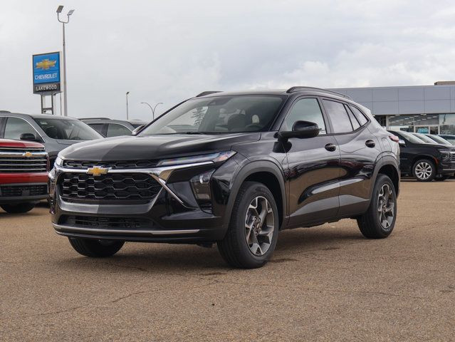 2025 Chevrolet Trax LT in Cars & Trucks in Edmonton - Image 4