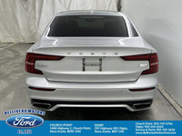 Sunroof, Navigation System, Heated Seats, Air Conditioning, Adaptive Cruise Control, Premium Stereo,... (image 8)