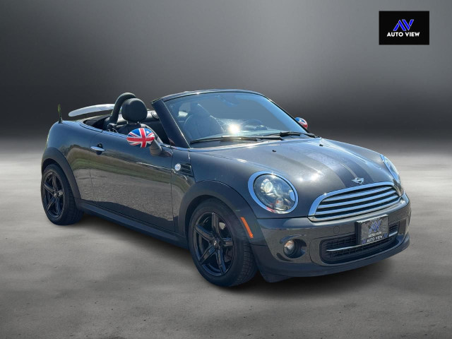 2013 MINI Cooper Roadster **CLEAN CARFAX** in Cars & Trucks in Hamilton - Image 3