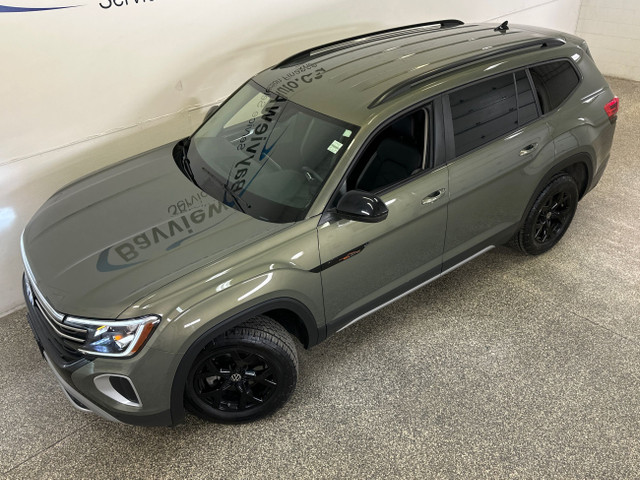 2024 Volkswagen Atlas 2.0 TSI Peak Edition PEAK EDITION/AWD/2... in Cars & Trucks in Belleville - Image 2
