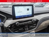 La Ford Escape SEL Hybride 2022 offre un plaisir de conduite remarquable, parfaitement adaptée aux r... (image 7)