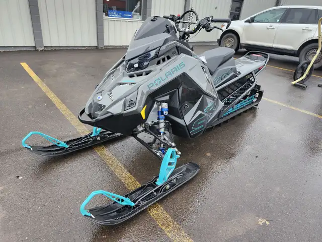 2024 Polaris Patriot 9R PRO RMK Slash 155 - 7S Display in Snowmobiles in Smithers - Image 2