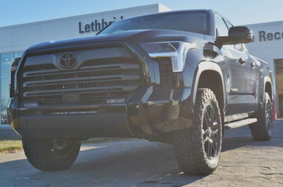 2024 Toyota Tundra Limited $5000 OFF! LEVEL KIT! AT TIRES!