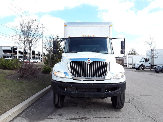  2018 International 4300 in Heavy Trucks in Oakville / Halton Region - Image 2