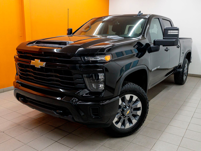 2024 Chevrolet Silverado 2500HD CUSTOM CREW 4X4 6.6L *GR REMORQ* in Cars & Trucks in Laurentides