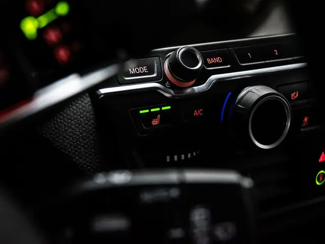 2017 BMW i3 HB w-RANGE EXTENDER PLUG IN HYBRID NAVI REAR VIEW in Cars & Trucks in City of Toronto - Image 22