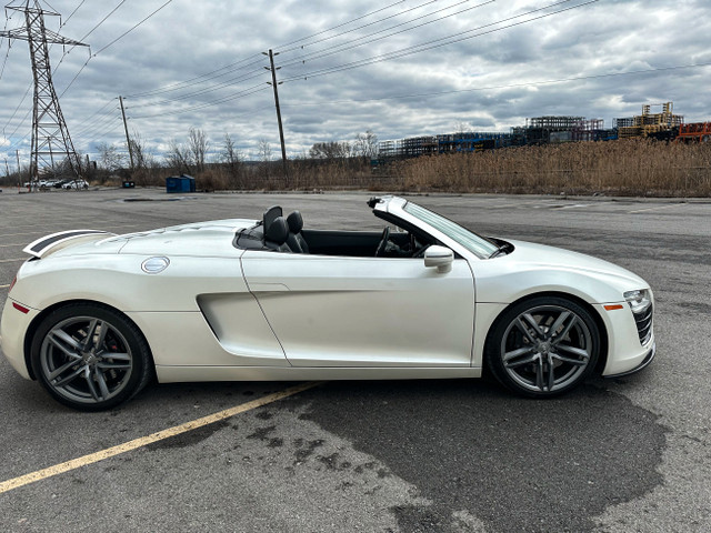 2014 Audi R8 V8 **SOFT TOP CONVERTIBLE**LOW KMS** in Cars & Trucks in Hamilton - Image 4