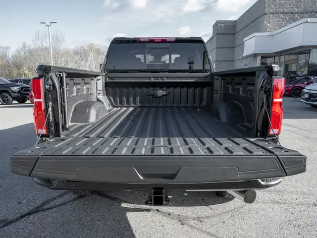 2025 Chevrolet SILVERADO 2500HD High Country- Diesel | Power Ret in Cars & Trucks in Markham / York Region - Image 11