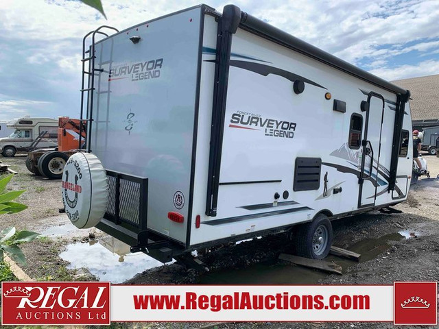 2021 FOREST RIVER SURVEYOR 19BHLE in Cars & Trucks in Calgary - Image 4