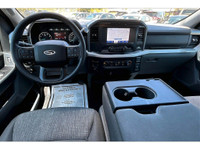 Clean Carfax Report | 4WD | 3.3L V6 | Touchscreen | Navigation | Android Auto & Apple CarPlay | Clot... (image 3)