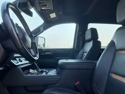 2024 GMC Sierra 3500HD AT4, View more