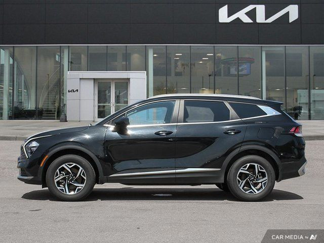 2023 Kia Sportage LX in Cars & Trucks in Guelph - Image 2